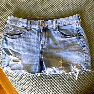 Old navy boyfriend Jean shorts